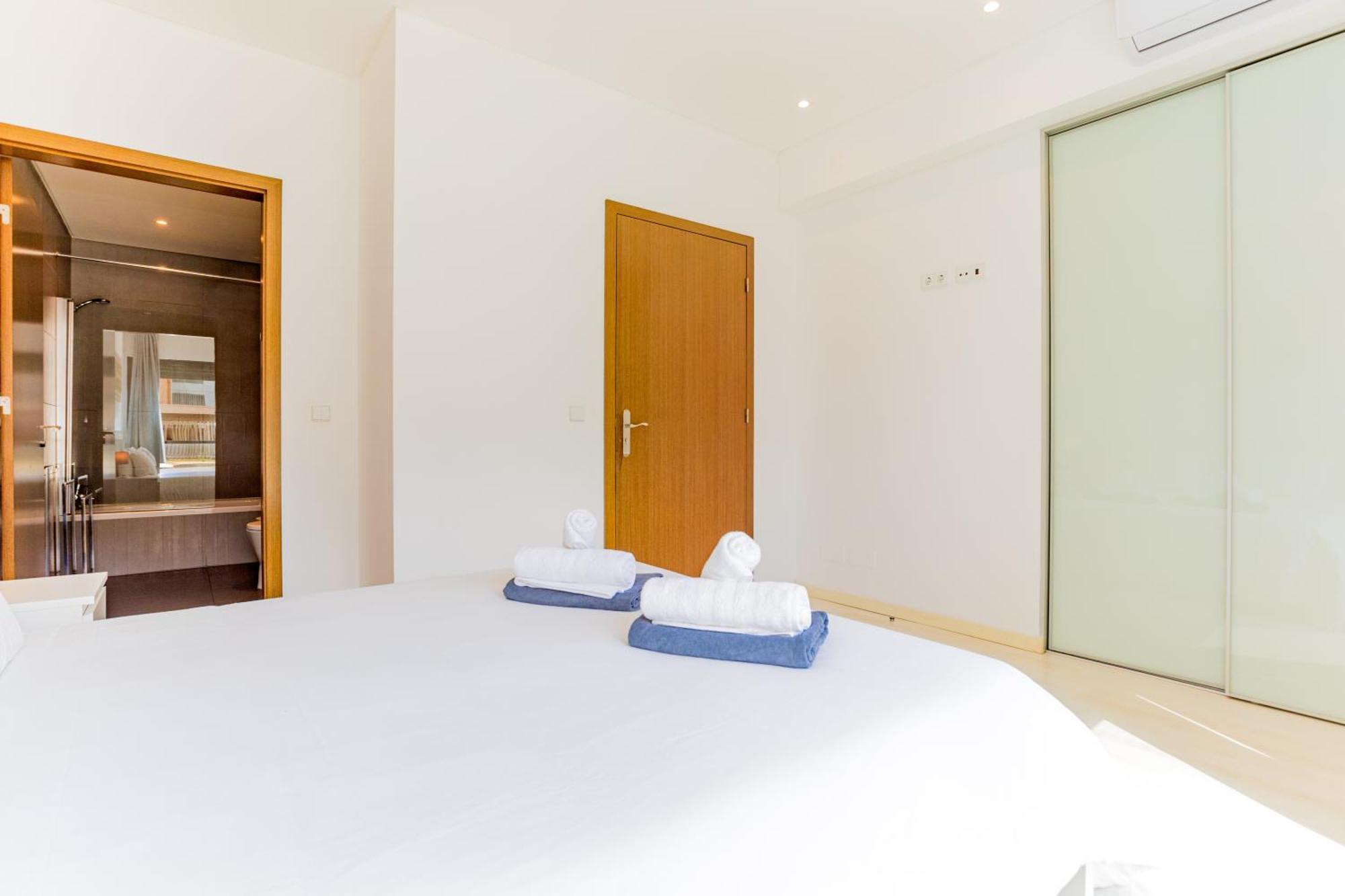 Cavalo Preto Luxury Beach Apartment By Golden Zenith Quarteira Εξωτερικό φωτογραφία